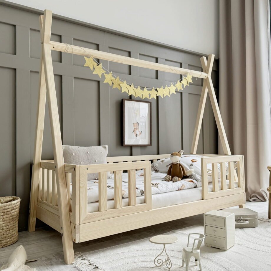Teepee bed with Duo fence rail